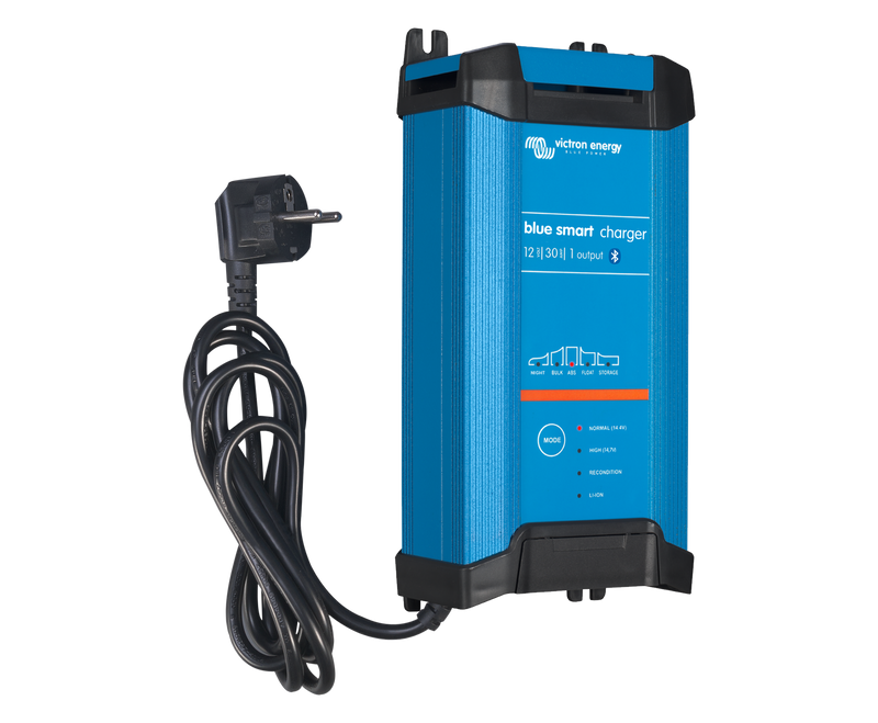 Blue Smart IP22 batteriladdare 12V/30A